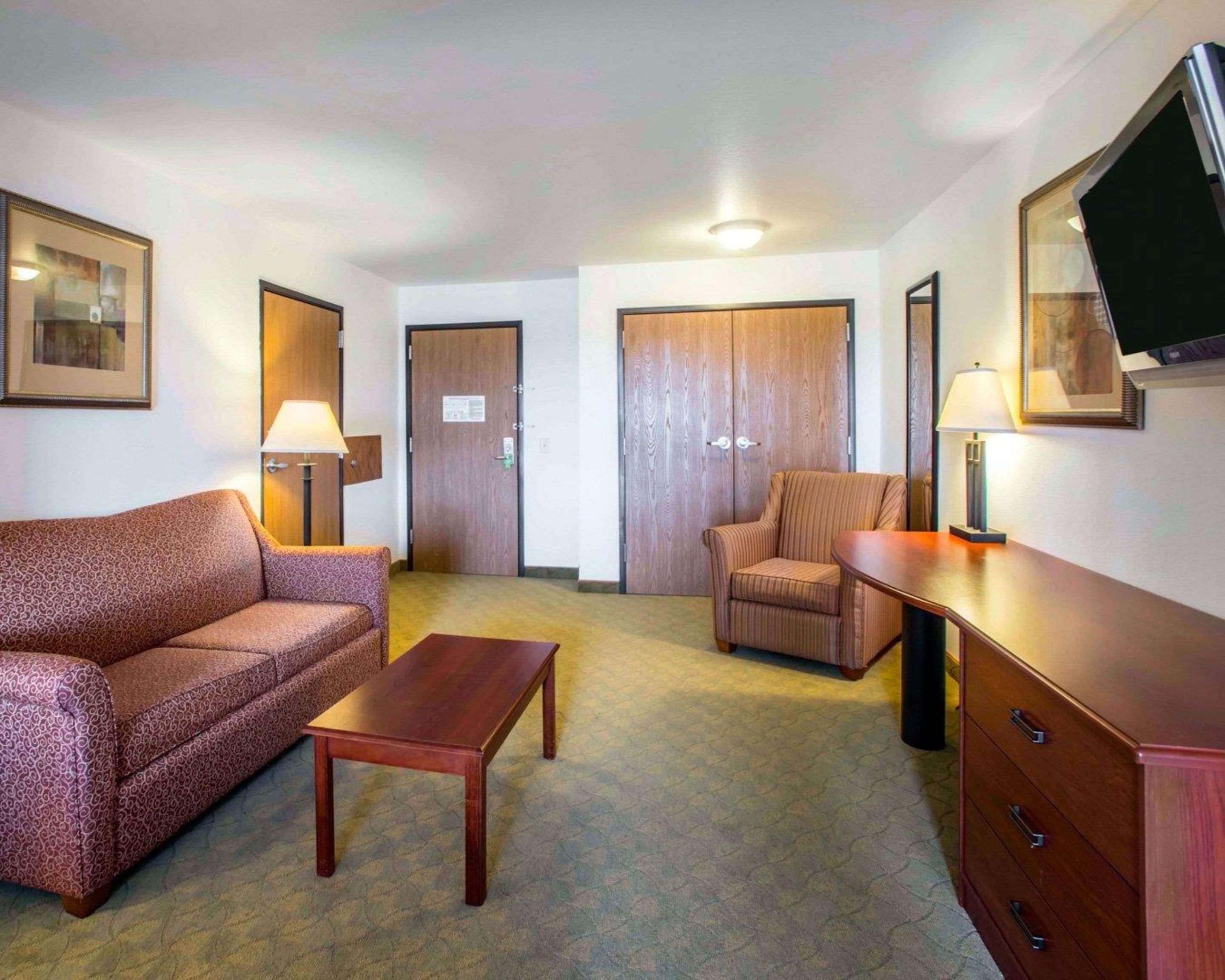 Comfort Inn & Suites Greenville I-70 Luaran gambar
